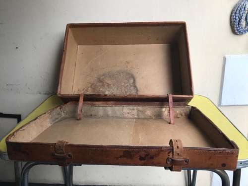 Vintage Leather Suitcase ( 60 x 40 x 20 cm )