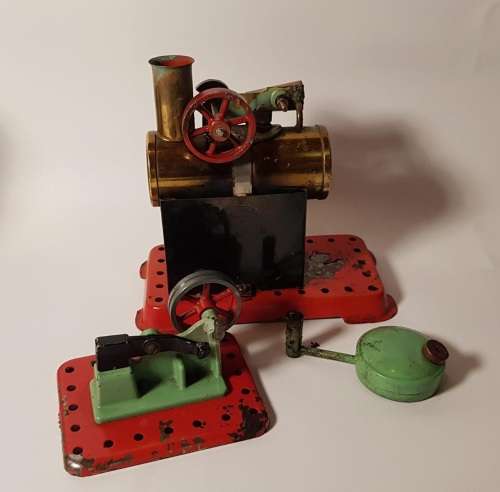 VINTAGE STEAM ENGINE ( WORKING )