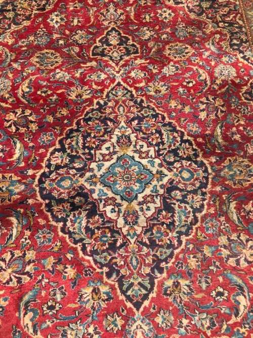 Large Persian Carpet ( 290 x 200 cm )