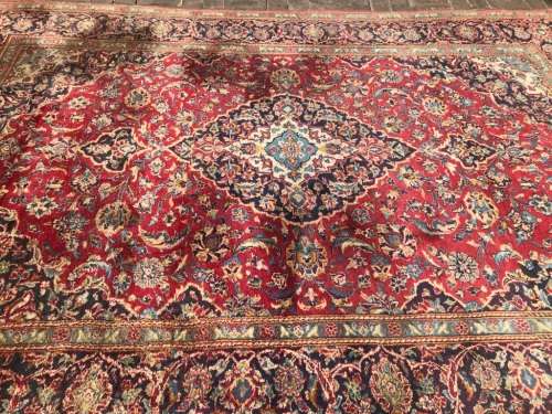Large Persian Carpet ( 290 x 200 cm )
