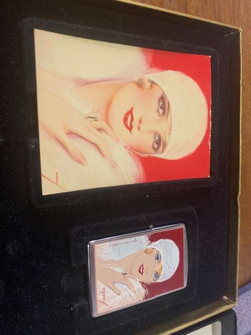 Lighters: Marilyn Monroe in box plus 3 other