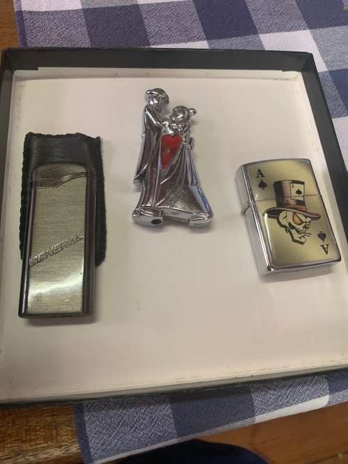 Lighters: Marilyn Monroe in box plus 3 other