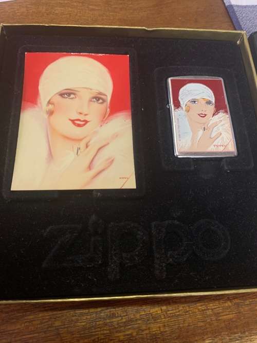 Lighters: Marilyn Monroe in box plus 3 other