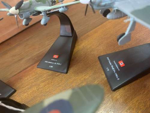 Collection of 6 Diecast Metal WW11 Planes ( 1/72 )