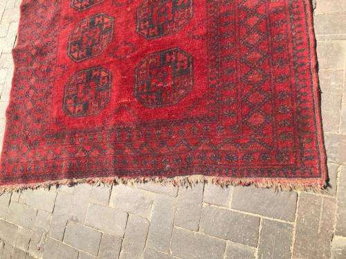 Orginal Persian Rug (155 x 176cm )