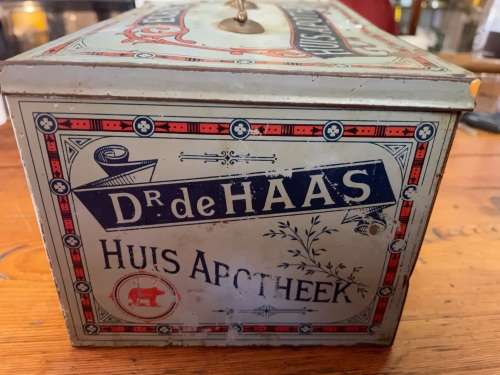 Dr De Haas Huis Apotheek Tin plus contents
