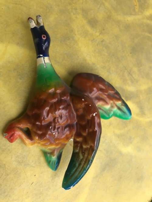 Pair of Flying Ducks ( 23 x 18, 16 x 13 cm )