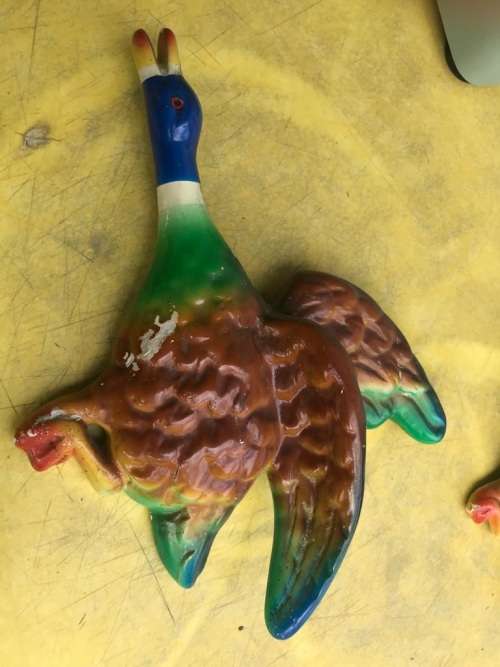 Pair of Flying Ducks ( 23 x 18, 16 x 13 cm )