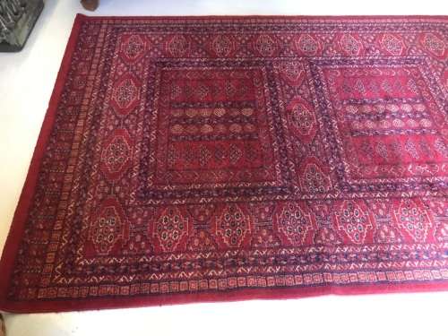 Beautiful Turkish Rug ( 227 x 157 cm )