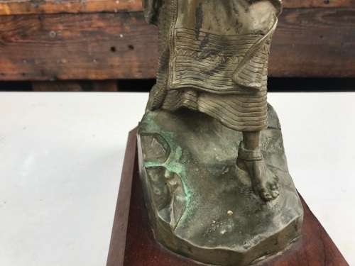 Bronze of Xhosa Woman : Owen Llewellyn Davies