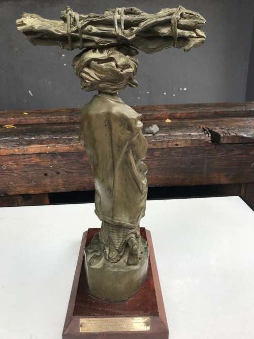 Bronze of Xhosa Woman : Owen Llewellyn Davies