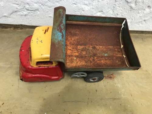 Vintage Tinplate Dumptruck ( 33 cm )