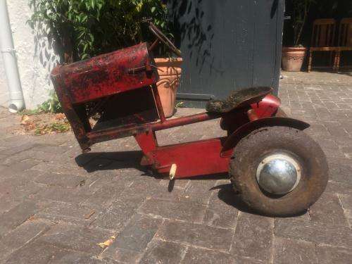Rare Triang Pedal Tractor circa 1950`s