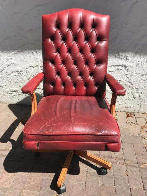 Vintage Leather Swivel Office Chair