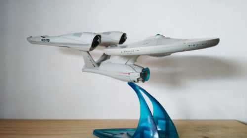 Model of the USS Enterprise NCC-1701 : Star Trek Movie ( 2009 ) 40 cm long