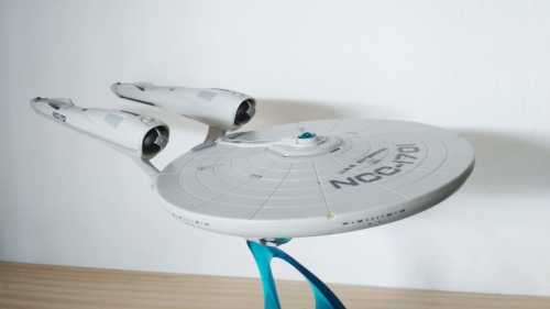 Model of the USS Enterprise NCC-1701 : Star Trek Movie ( 2009 ) 40 cm long