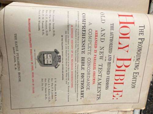 English Bible : Pronouncing Parallel Bible circa 1800`s