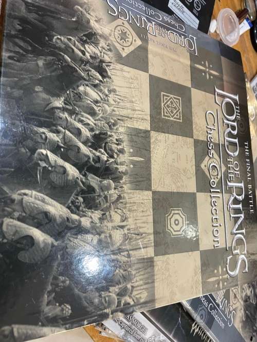 Lord of the Rings Chess set and Board