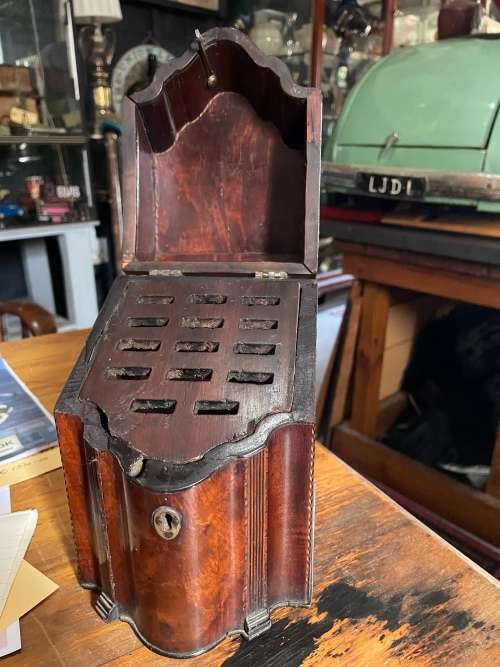 Georgian Mahogany Cutlery Box ( 19cm high )