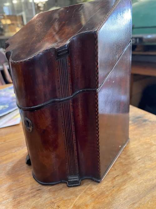 Georgian Mahogany Cutlery Box ( 19cm high )