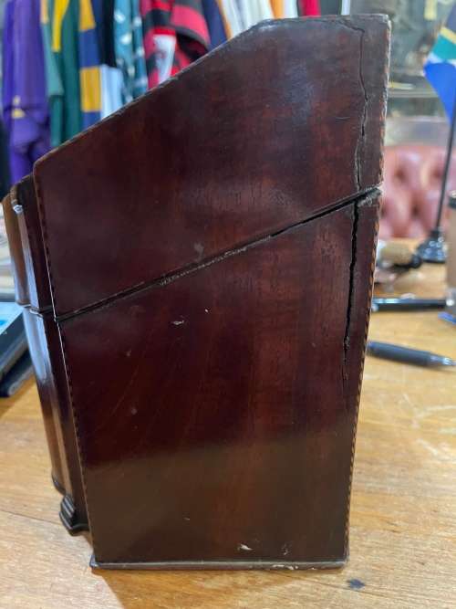 Georgian Mahogany Cutlery Box ( 19cm high )