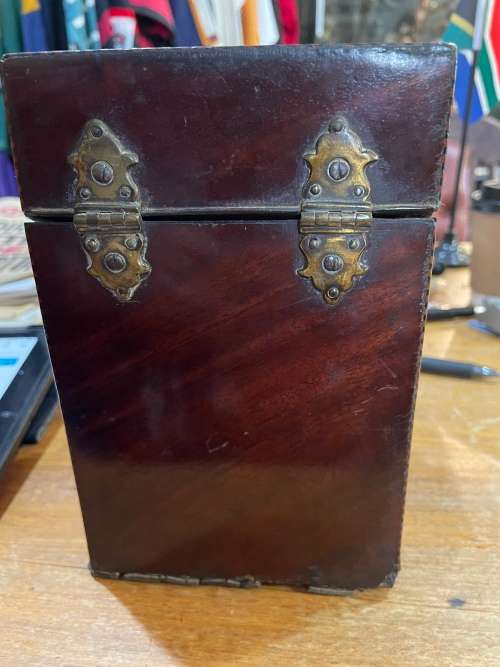 Georgian Mahogany Cutlery Box ( 19cm high )