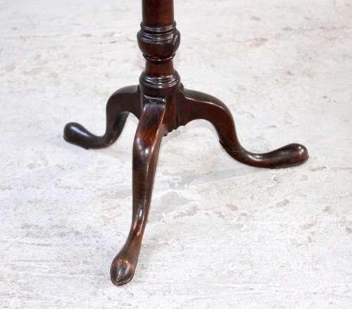 Rare Georgian Mahogany Tilttop Piecrust Table ( 61 x 66 cm )