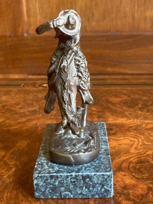 Pair of small Remington Bronzes ( 11 cm high )