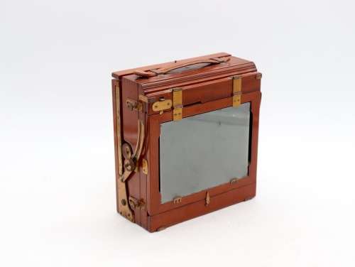 Sanderson Mahogany and Brass Field Box Camera ( 21 x 14 x 22 cm )
