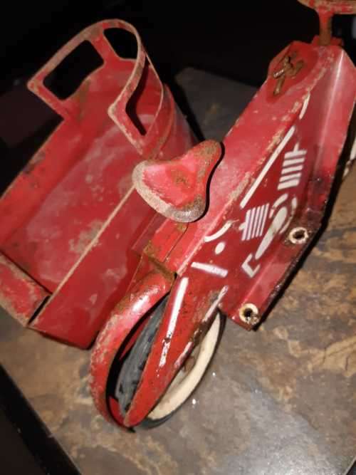 Tinplate Motorcycle and Sidecar by Jabula Toys (25 cm )