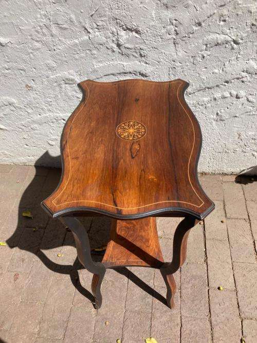 Edwardian Inlaid Walnut Table ( 70 x 58 x 38 cm )