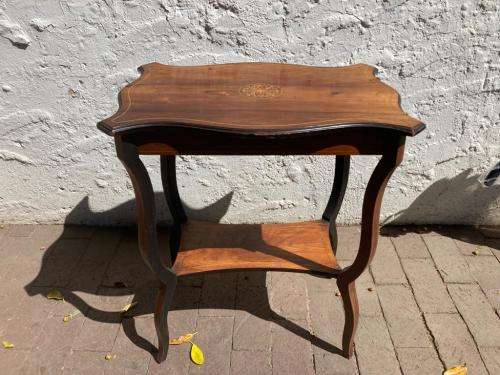 Edwardian Inlaid Walnut Table ( 70 x 58 x 38 cm )