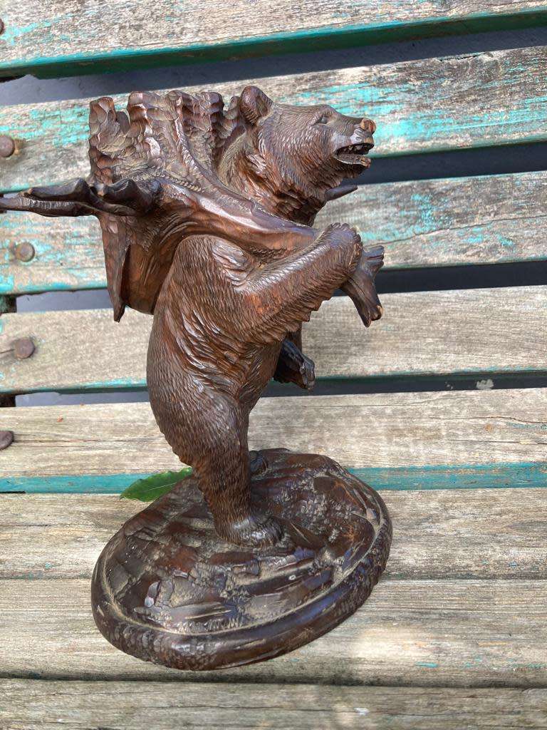 Vintage Black Forrest Carved Bear Pipestand ( 20 x 16 x 25 cm )
