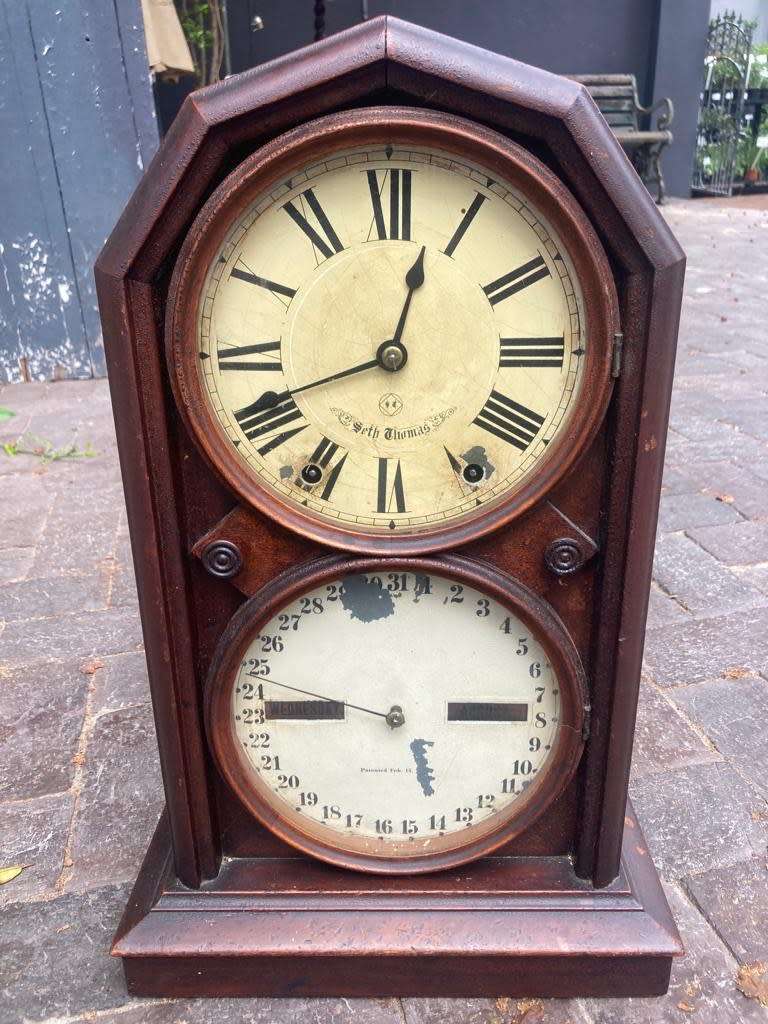 Very Rare Seth Tomas Calender Clock ( Working )