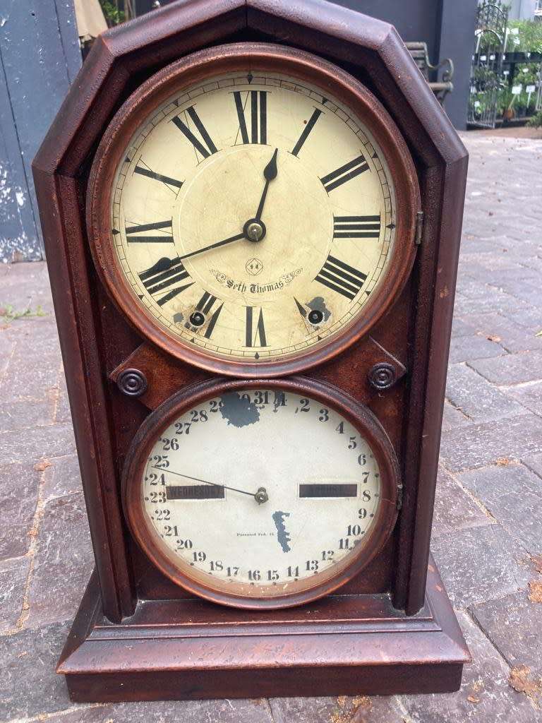 Very Rare Seth Tomas Calender Clock ( Working )