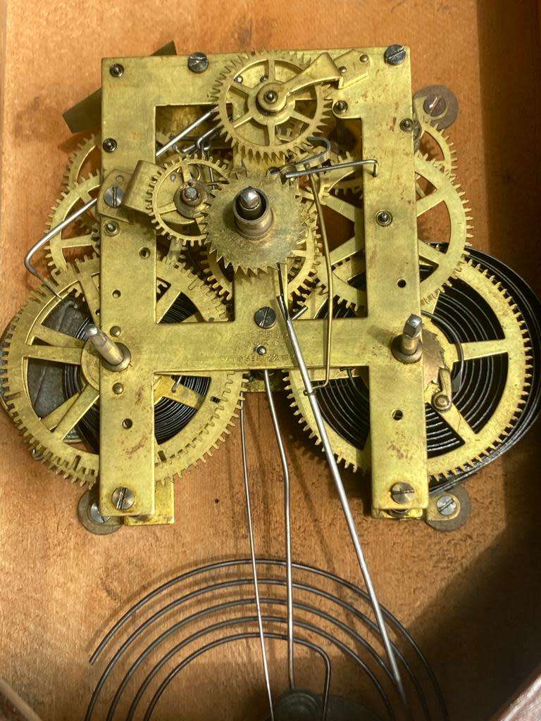 Very Rare Seth Tomas Calender Clock ( Working )