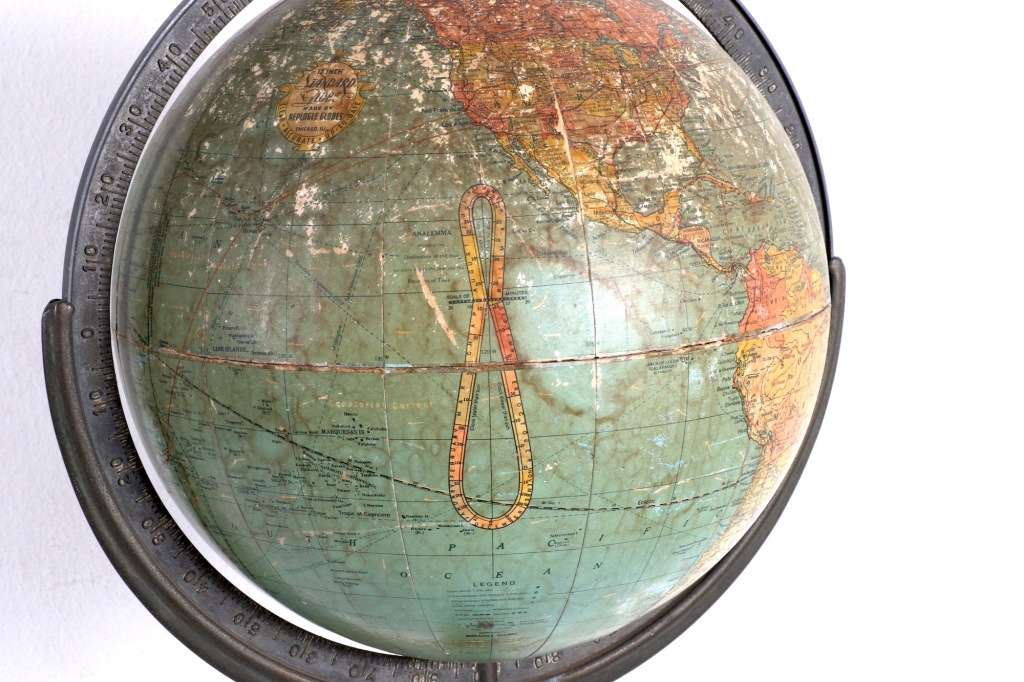 Vintage Standing Replogle World Globe ( 85 cm )