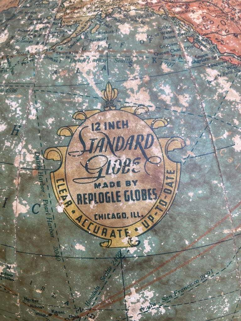 Vintage Standing Replogle World Globe ( 85 cm )