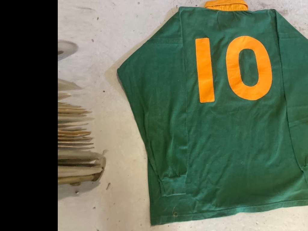 Rugby : Springbok Worldcup Set : Jersey , pennant and other.