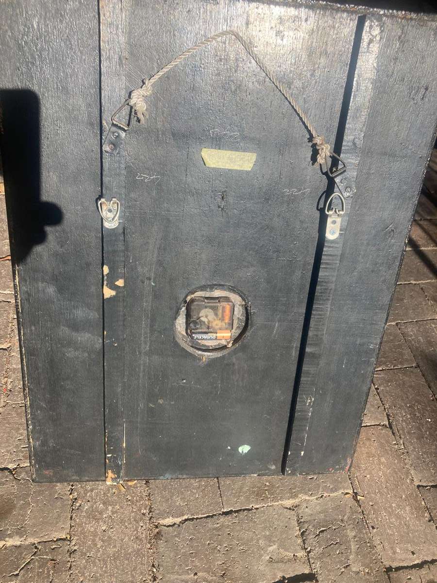 Vintage Clockmakers Sign ( 60 x 46 cm )