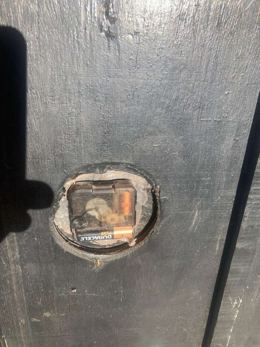 Vintage Clockmakers Sign ( 60 x 46 cm )