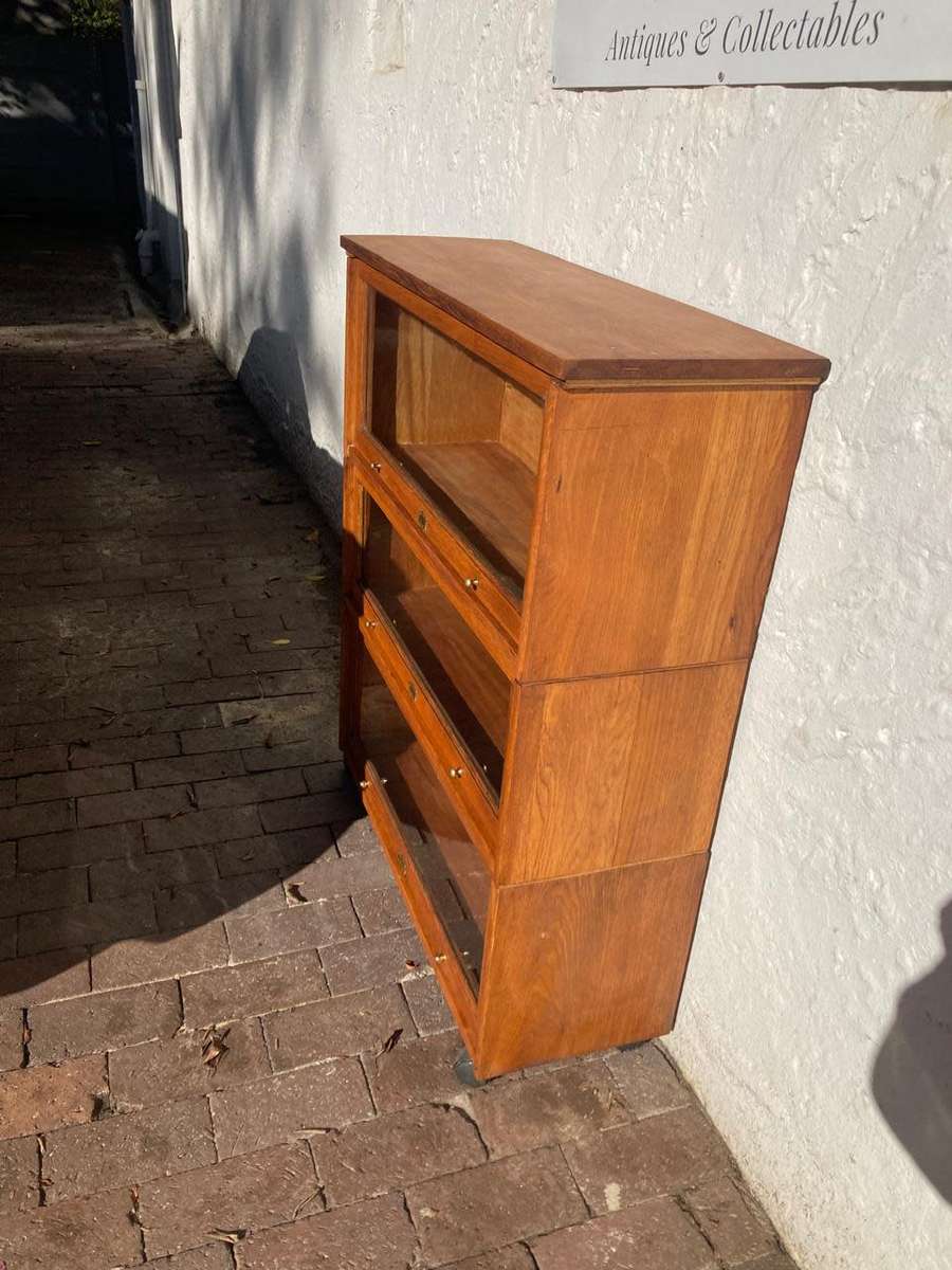 Beautiful Oak Lebus Lawyers Stack Bookcase (