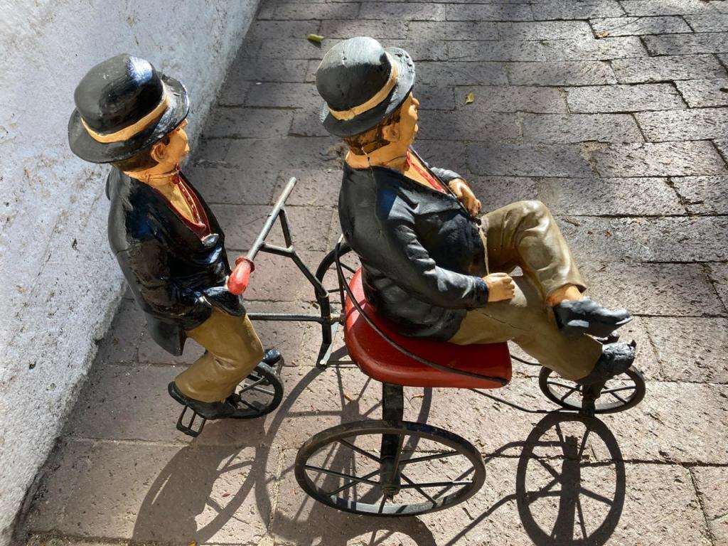 Vintage Laurel and Hardy on Trycycle ( 50 x 50 x 25 cm )