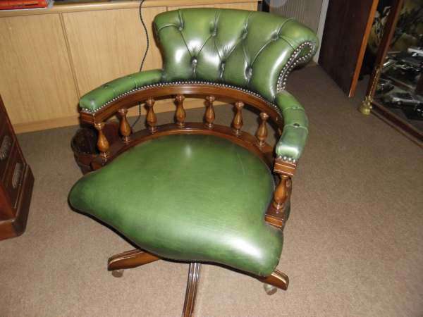 LEATHER OFFICE CHAIR