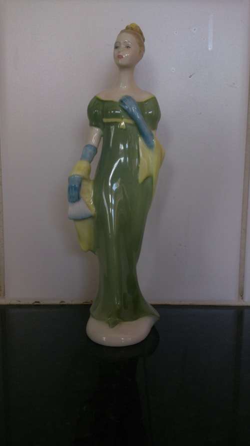 Royal Doulton "Lorna" HN2311
