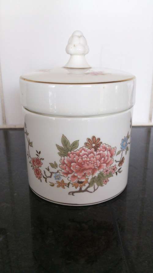 Royal Doulton Canton candy jar with lid