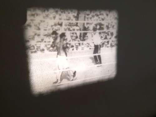 65 8mm Boxing films with projector