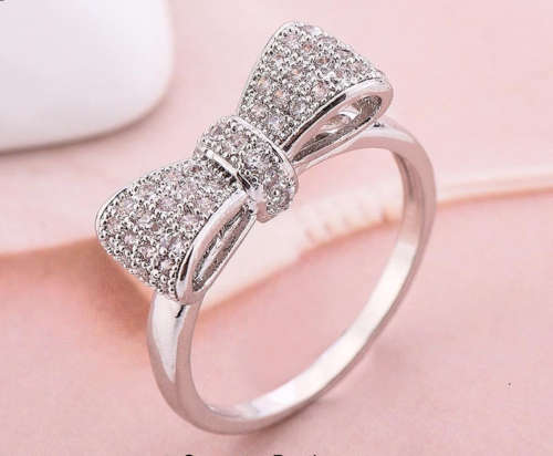 Diamante Bow Ring