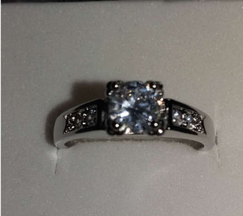 * CLASSICAL ~ 18K WHITE GP ~ SIM DIAMOND ENG RING * Size 8