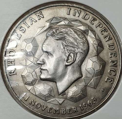 Rhodesia 1965 INDEPENDANCE medallion